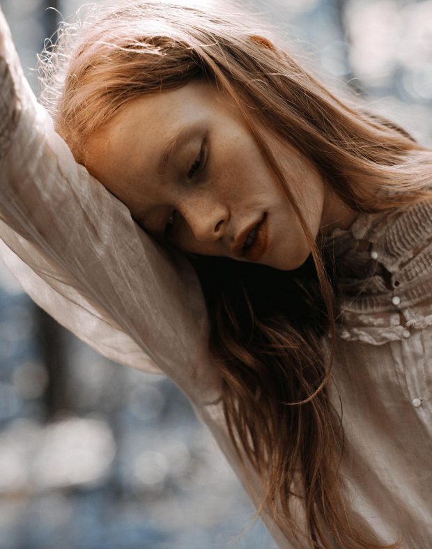 Danny Roberts Photoshoot with model Julia Hafstrom portrait red hair model beauty