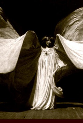 Black and white Inspiration Friday Sepia photo of Legendary ground breaking 1800 dancer Loie Fuller photo was taken in 1902